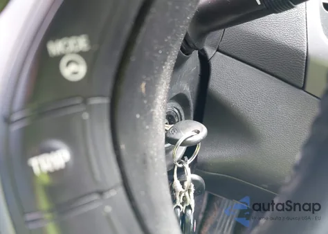 2014 Hyundai Elantra Limited z USA, uszkodzony, nr VIN 5NPDH4AE1EH475811